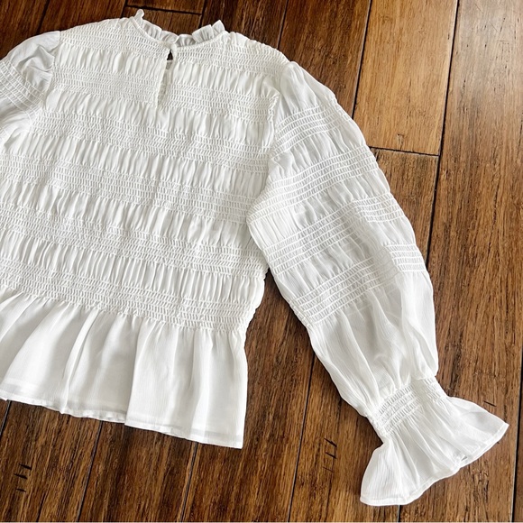 Express White Smocked Blouse Top Peplum Hem Large Chic Romantic Feminine Office - Picture 14 of 16